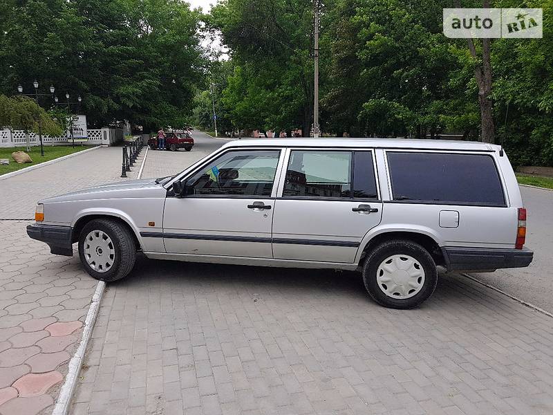 AUTORIA  45    740      Volvo 740