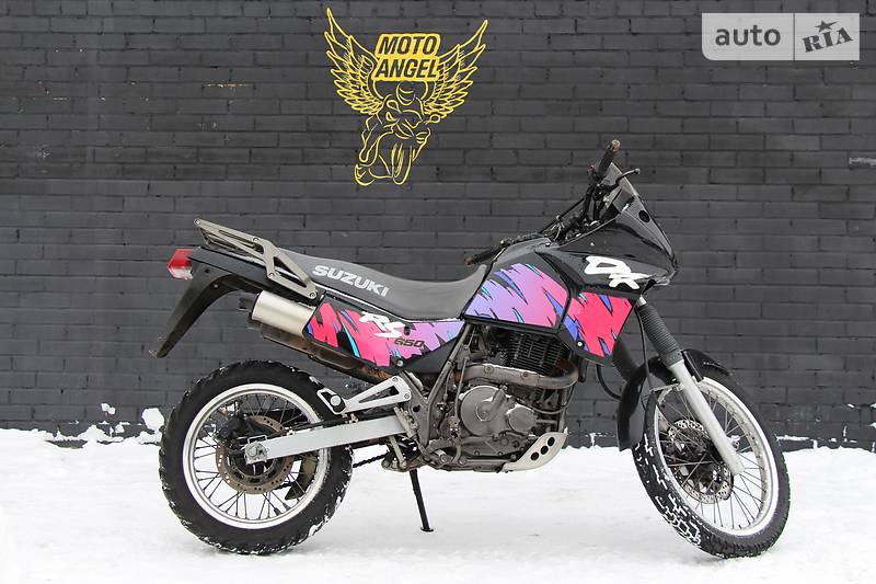 Обзор мотоцикла среднего класса Suzuki DR 650SE