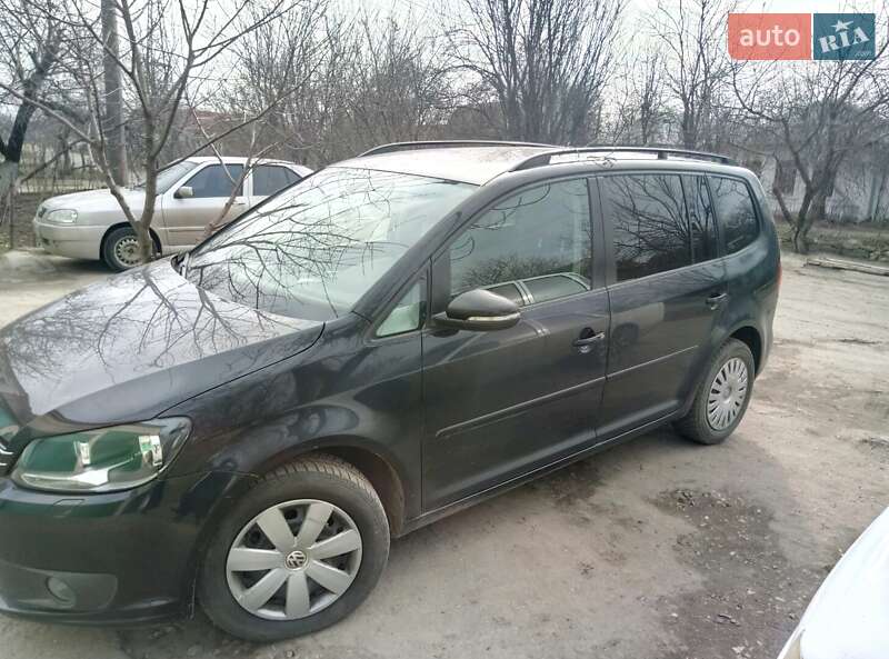 Volkswagen Touran 2014