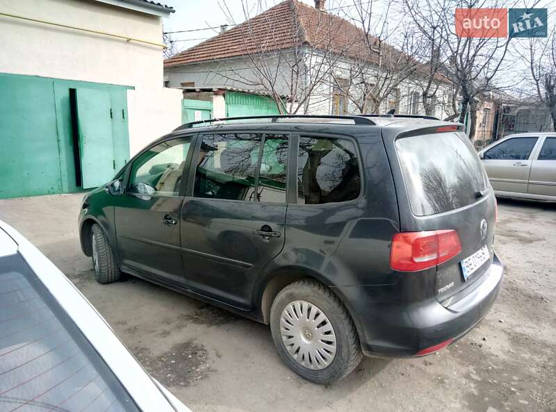 Volkswagen Touran 2014