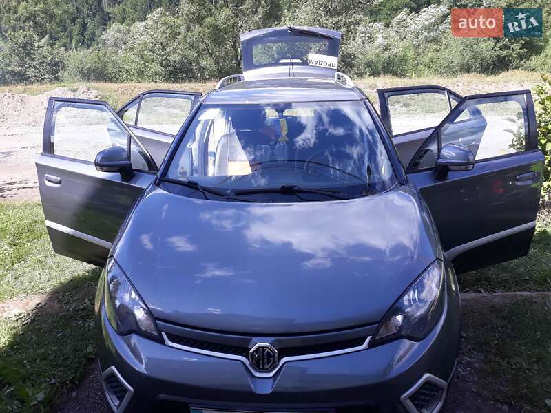 MG 3 Cross 2013