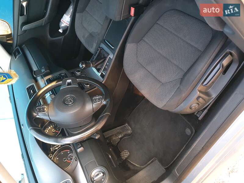 Volkswagen Passat 2012