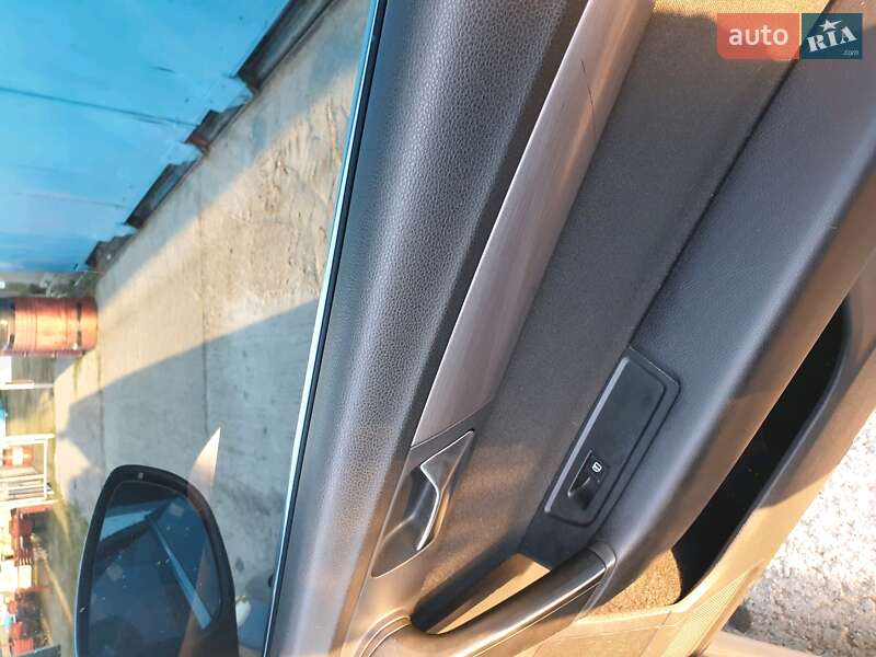 Volkswagen Passat 2012