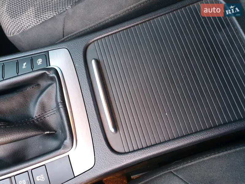 Volkswagen Passat 2012