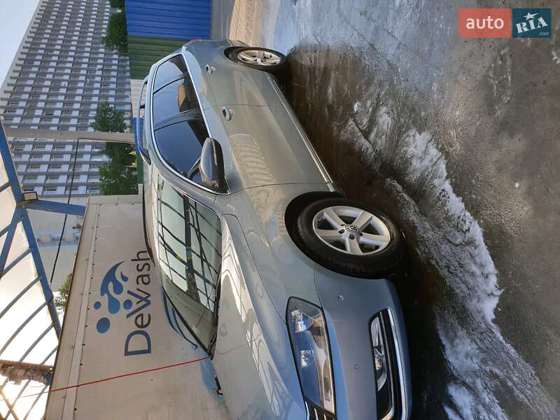 Volkswagen Passat 2012