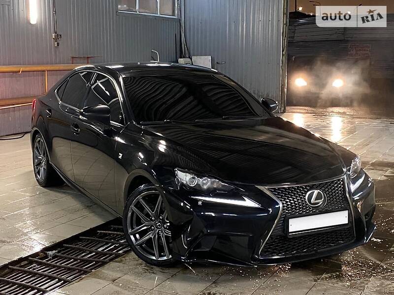 AUTO.RIA – Відгуки про Lexus IS 2014 року від власників: плюси та мінуси