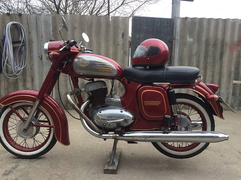 AUTORIA  10    250      Jawa  250