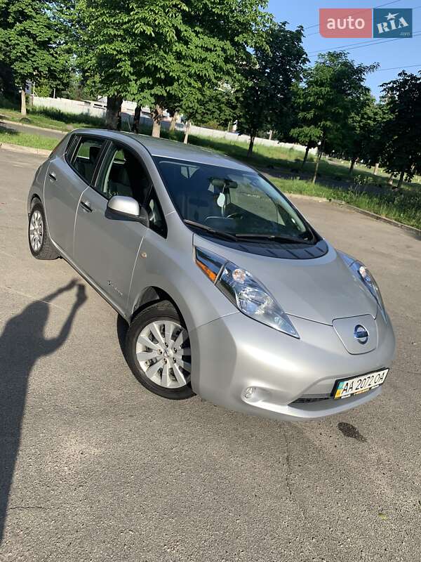 Nissan Leaf 2014