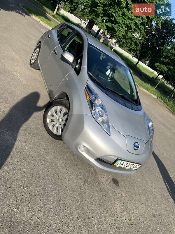Nissan Leaf 2014