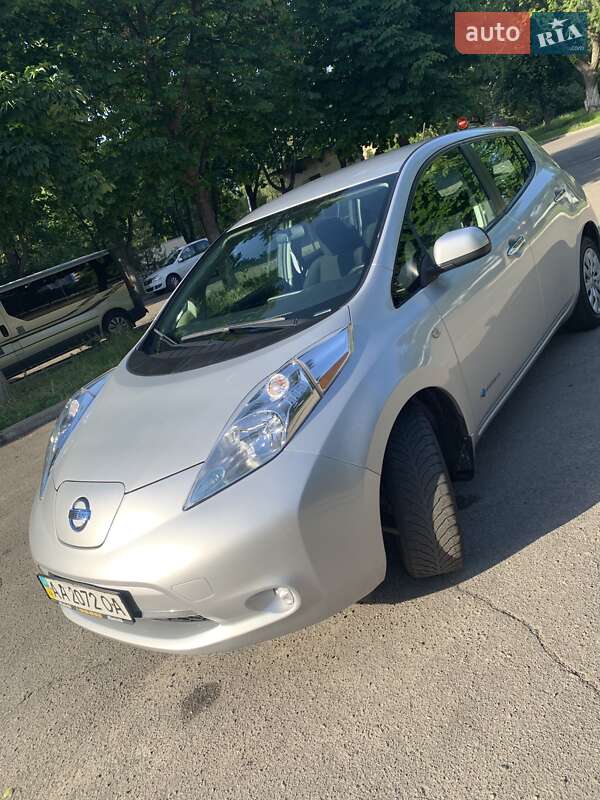 Nissan Leaf 2014
