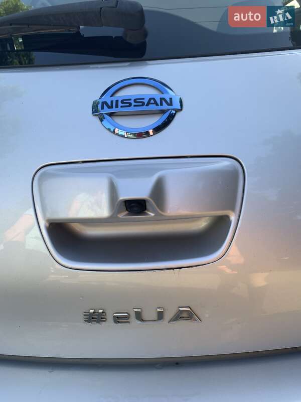 Nissan Leaf 2014