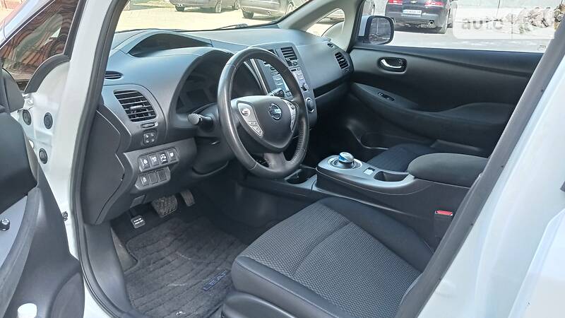 Nissan-6