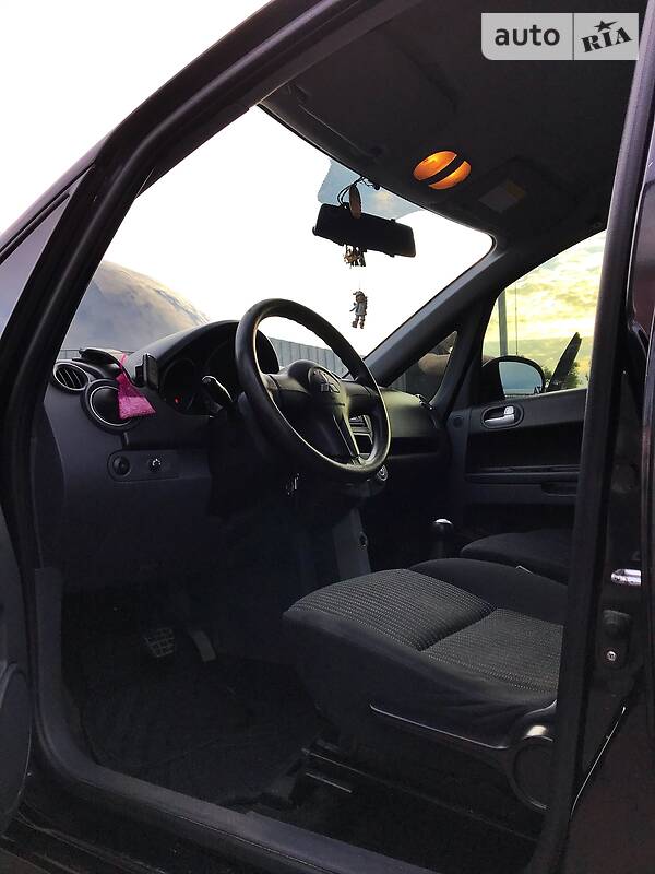 Mitsubishi Colt 2008