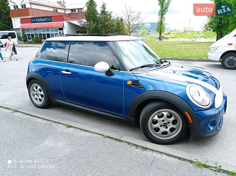 MINI Hatch 2012