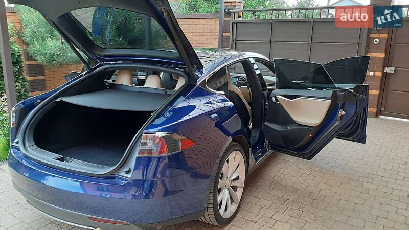 Tesla-15