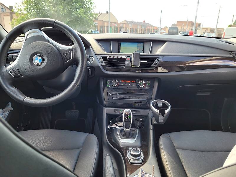 BMW X1 2012