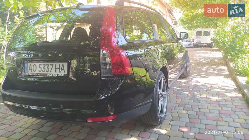 Volvo V50 2010
