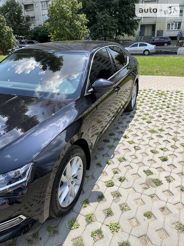Skoda Superb 2021