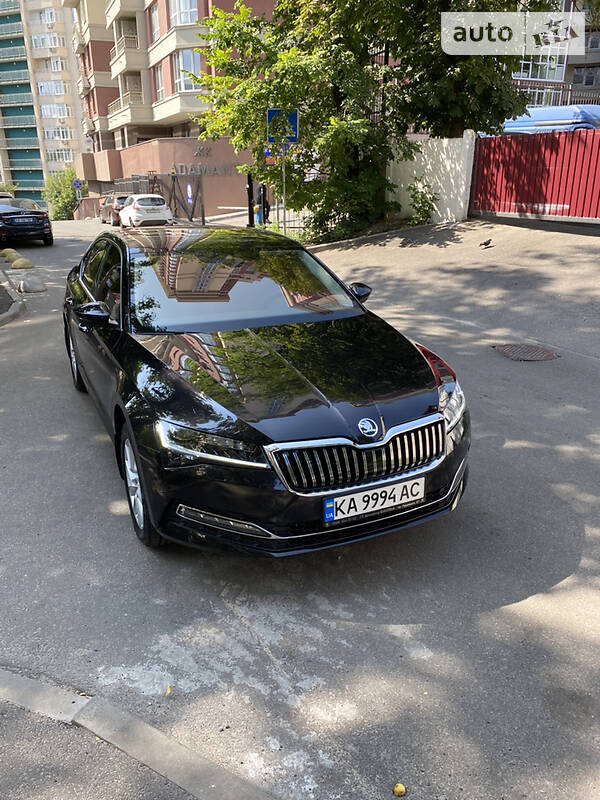 Skoda Superb 2021