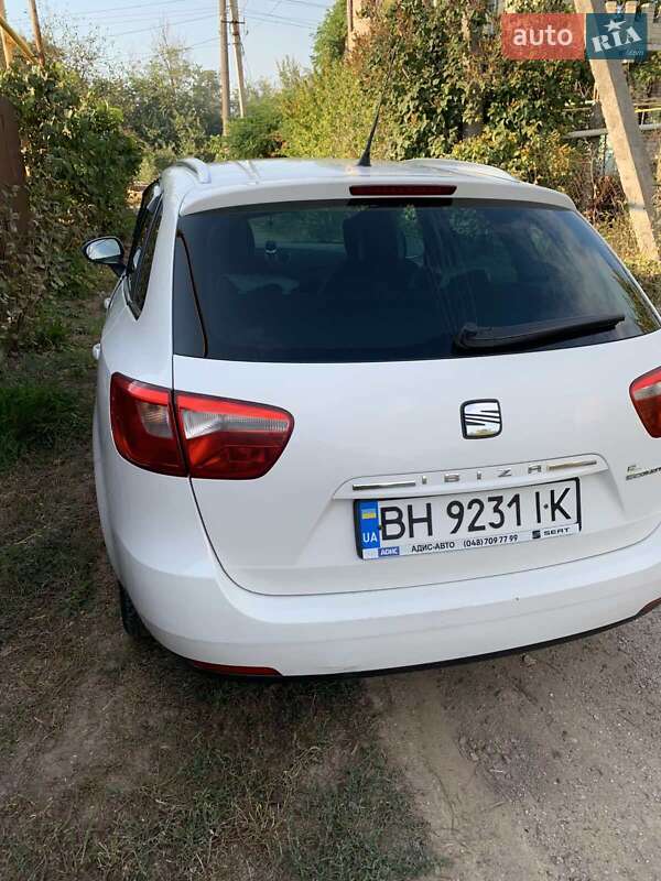 SEAT-4