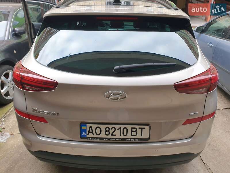 Hyundai-4
