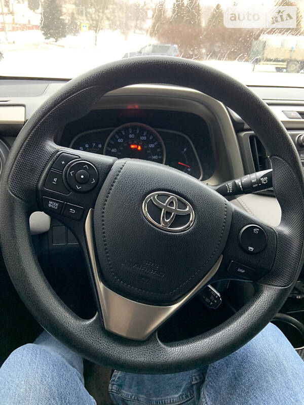 Toyota RAV4 2013