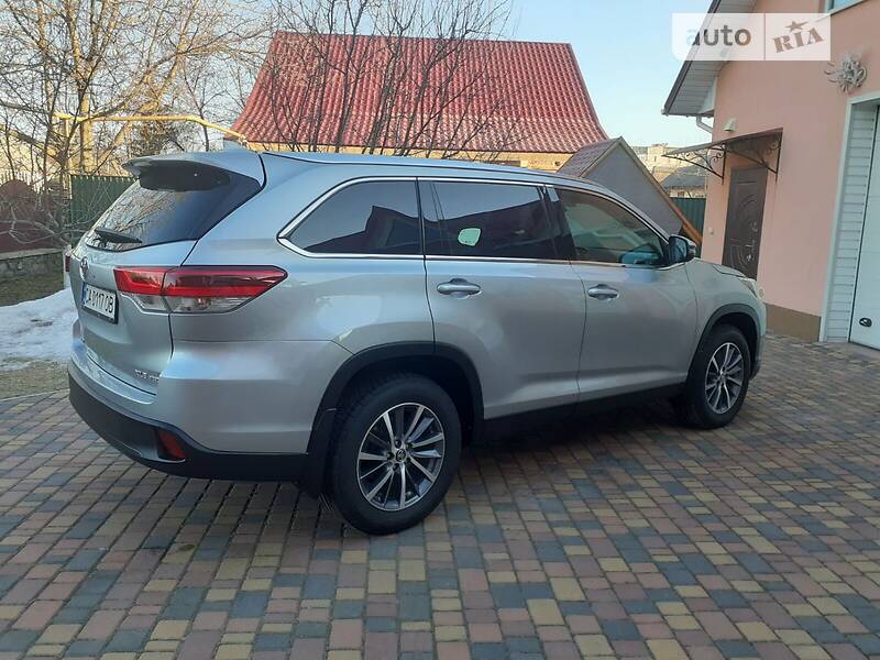 Toyota Highlander 2018