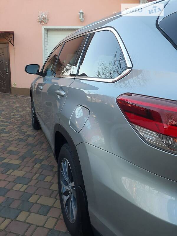 Toyota Highlander 2018