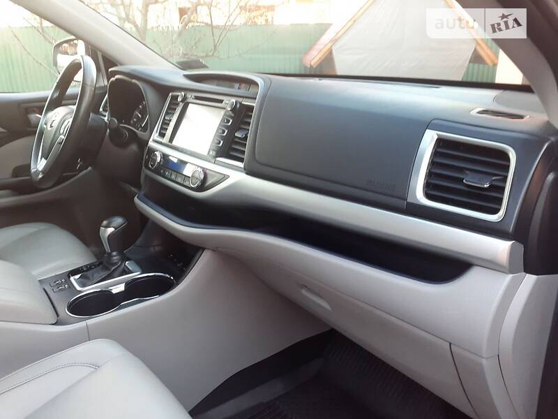 Toyota Highlander 2018