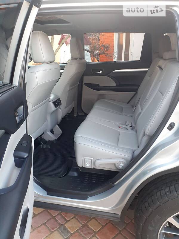 Toyota Highlander 2018