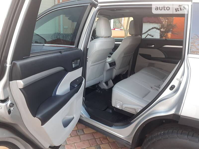 Toyota Highlander 2018