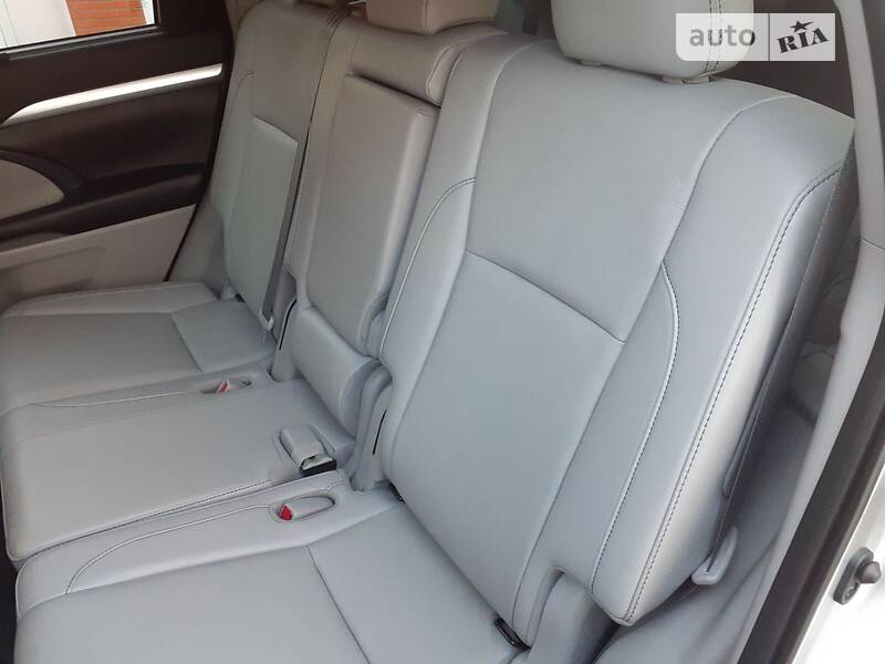 Toyota Highlander 2018