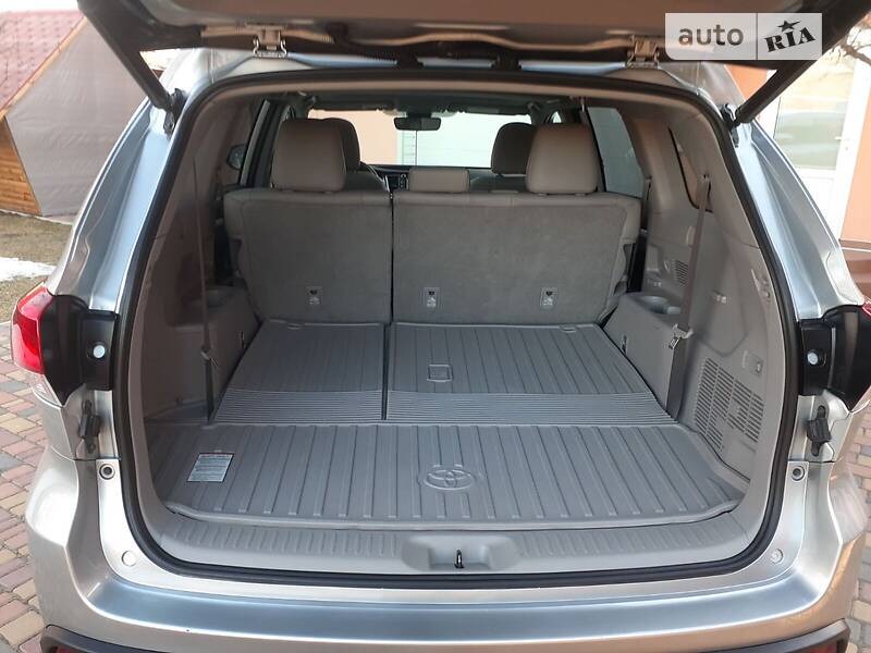 Toyota Highlander 2018