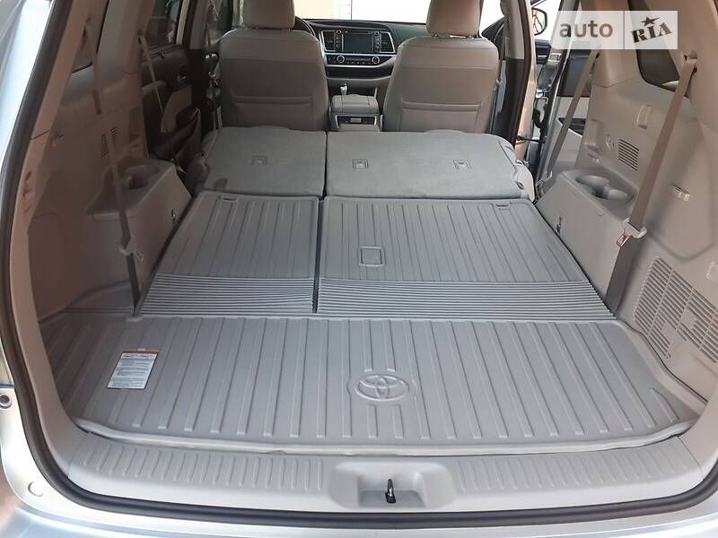 Toyota Highlander 2018