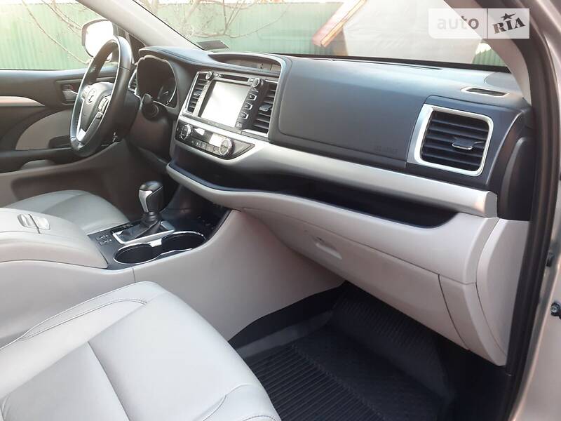 Toyota Highlander 2018