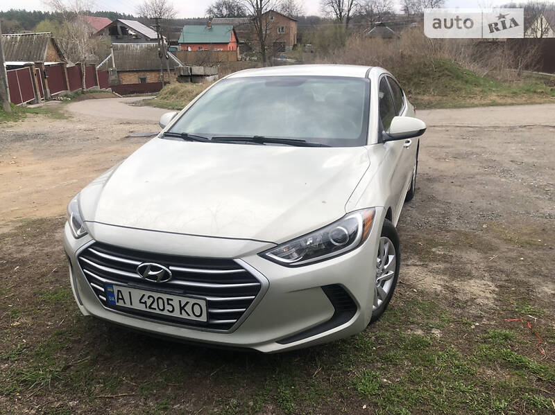 Hyundai Elantra 2017