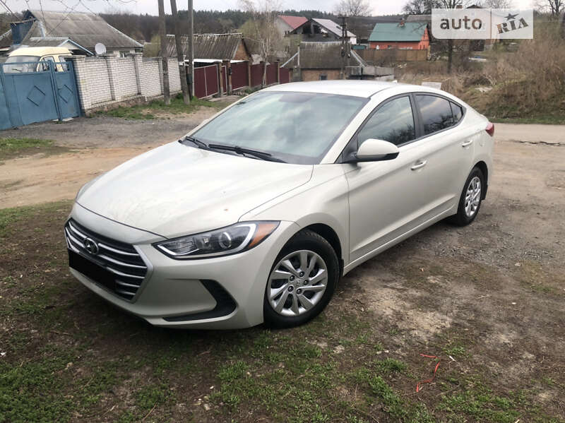 Hyundai Elantra 2017