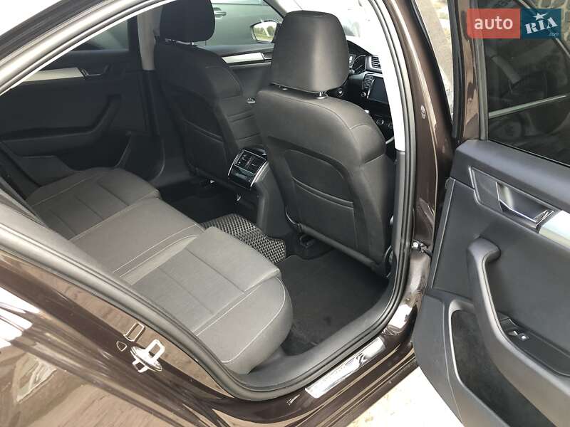 Skoda-11