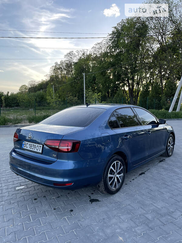Volkswagen Jetta 2016