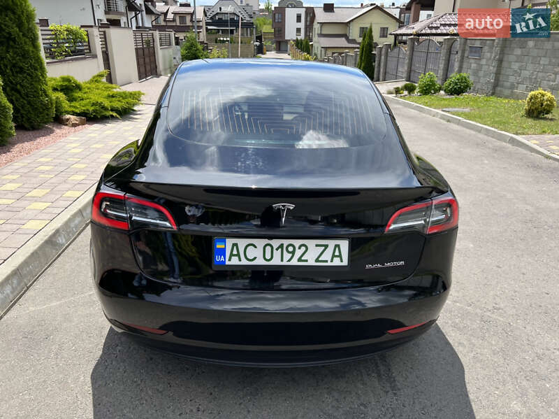 Tesla Model 3 2019