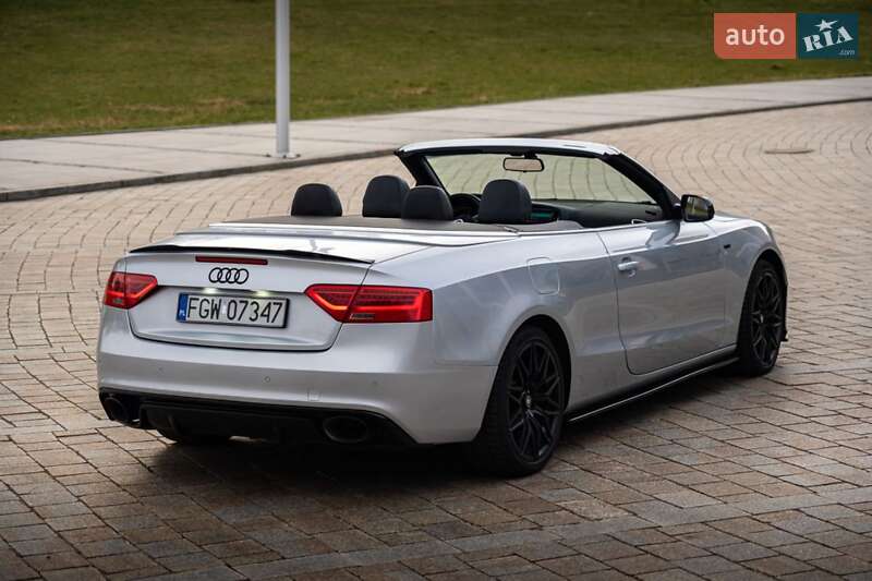 Audi-21