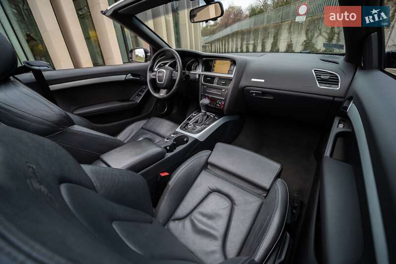 Audi-25