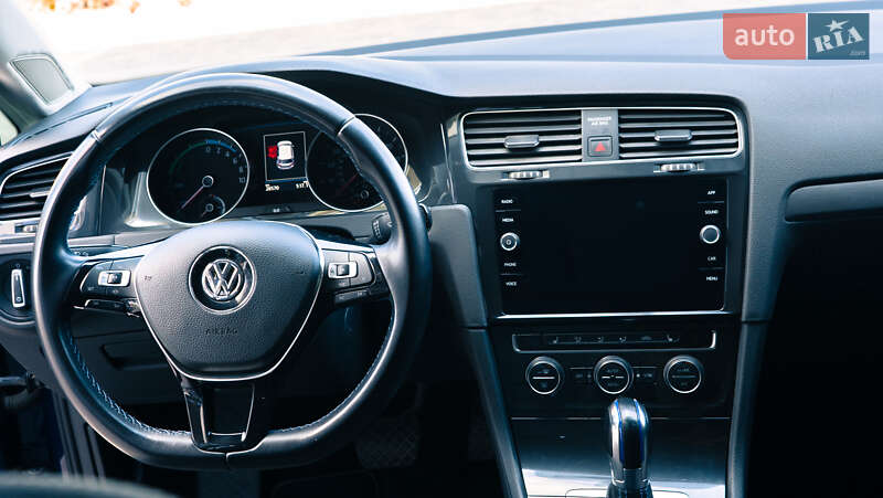 Volkswagen e-Golf 2019