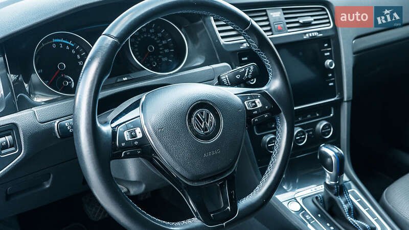 Volkswagen e-Golf 2019