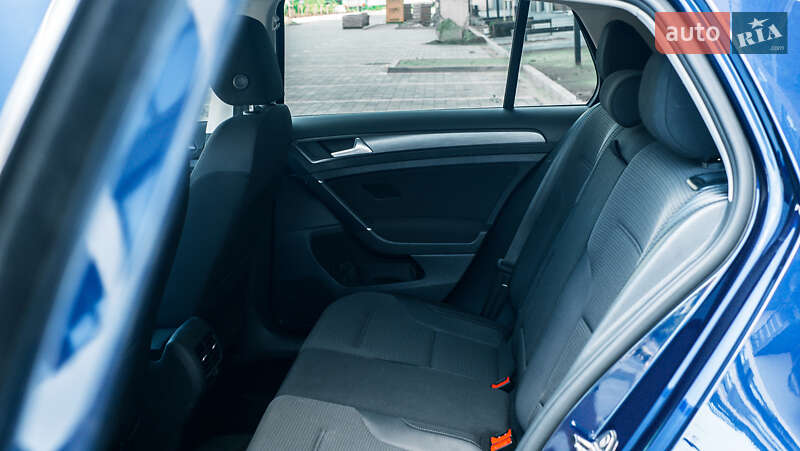 Volkswagen e-Golf 2019