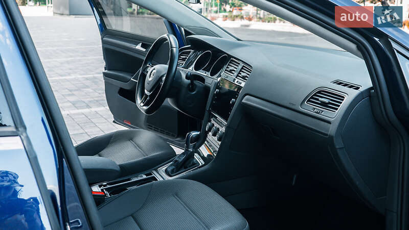 Volkswagen e-Golf 2019