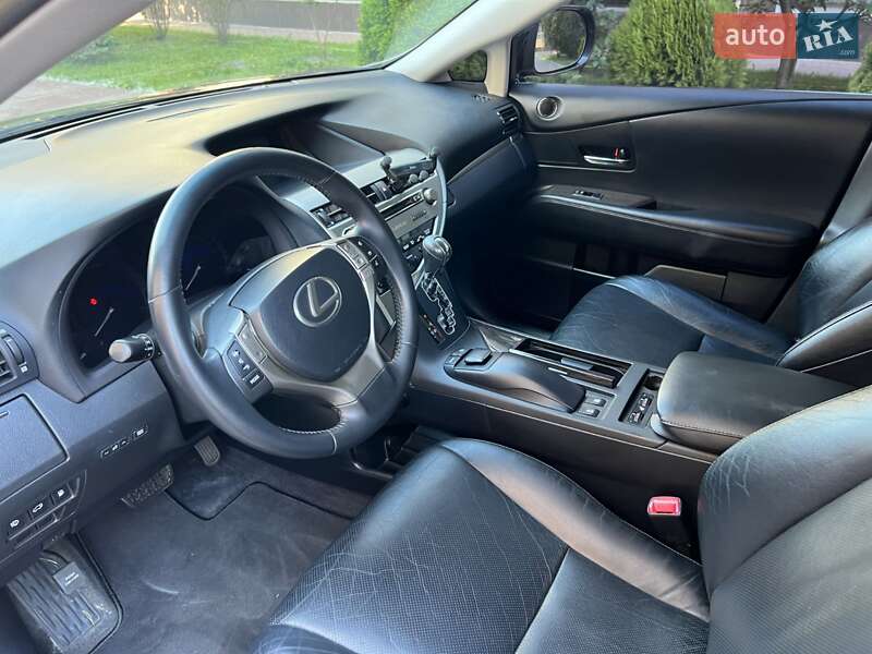 Lexus-17