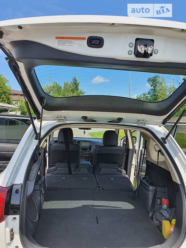 Mitsubishi Outlander 2017