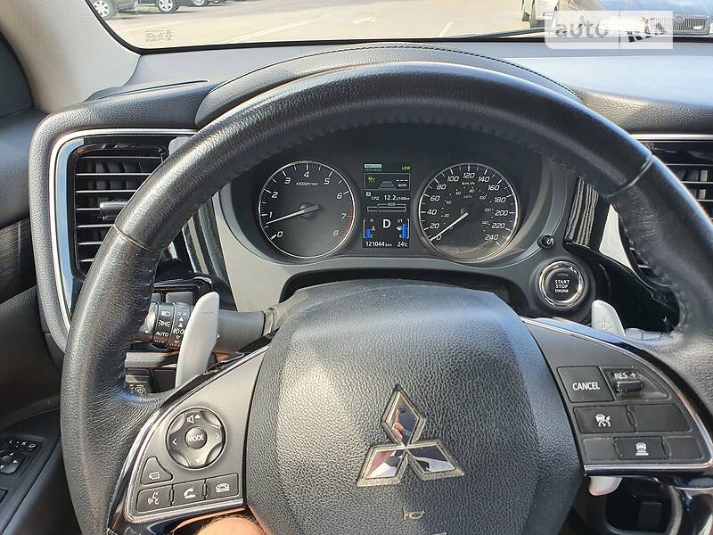 Mitsubishi Outlander 2017