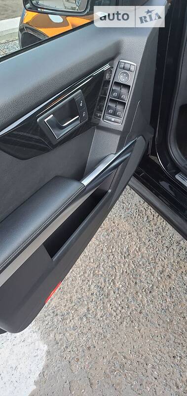 Mercedes-Benz GLK-Class 2013